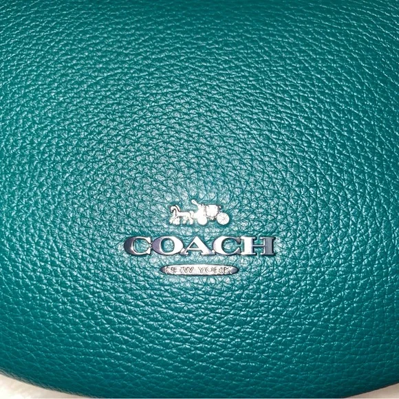 Coach - Picture 7 of 13